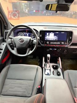 نيسان فرونتر